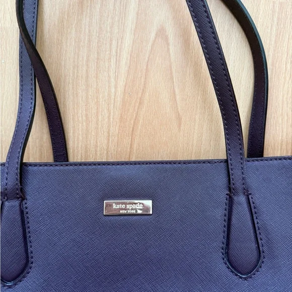 Kate Spade Large Purse - Picture 2 of 9